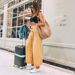Zara pleated pants with buttons